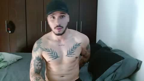 Santy Torres online show from August 6, 1:58 am