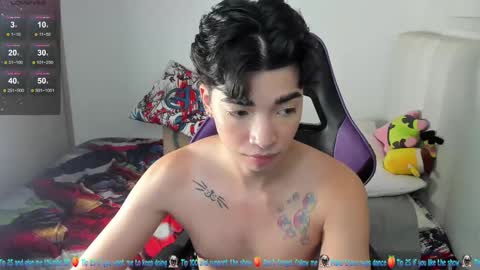 Snapshot of santy7u7 chatting on February 22, 1:35 pm Mr. Santiago online show from February 22, 1:35 pm