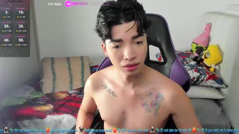 Snapshot of santy7u7 chatting on February 25, 1:21 pm Mr. Santiago online show from February 25, 1:21 pm