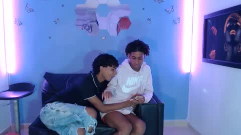 santiago online show from December 5, 1:11 pm