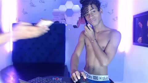 santiago online show from December 20, 2:16 pm