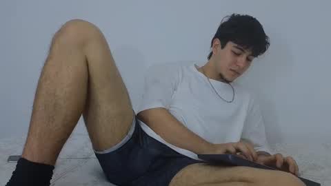 Snapshot of santybig18 chatting on February 17, 11:00 pm santybig18 online show from February 17, 11:00 pm