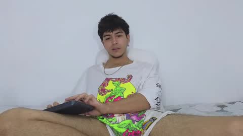 Snapshot of santybig18 chatting on January 7, 8:45 am santybig18 online show from January 7, 8:45 am