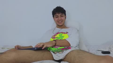 Snapshot of santybig18 chatting on January 24, 8:02 am santybig18 online show from January 24, 8:02 am