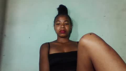 sanyah0123 online show from December 4, 10:37 am