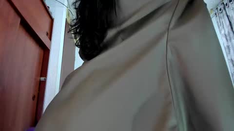 saphira online show from October 1, 10:30 pm