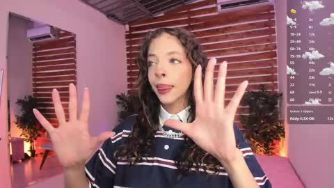 Snapshot of sapphire_venus chatting on September 10, 1:28 am Valerin online show from September 10, 1:28 am