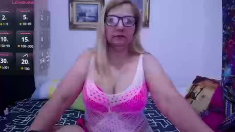 sara online show from September 26, 2:25 pm