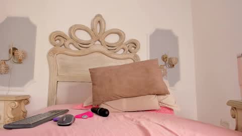 Sara online show from October 28, 4:13 am