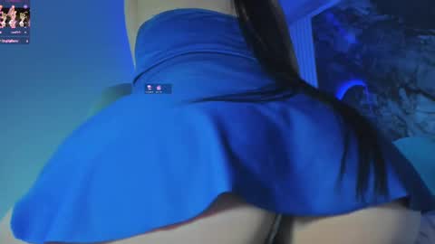 Snapshot of sara_allenx chatting on March 2, 10:27 pm sara allenx online show from March 2, 10:27 pm