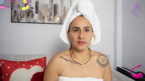   online show from November 10, 12:08 pm