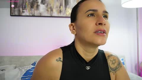   online show from February 8, 11:46 am