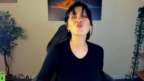 Sara online show from March 28, 9:22 am