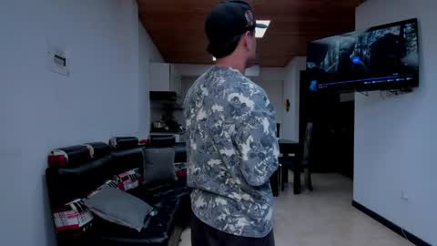 sara_jhon_ online show from May 13, 5:33 pm
