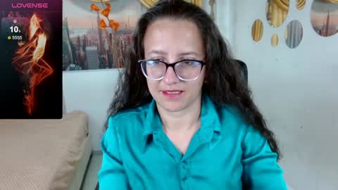 Sara online show from February 7, 6:45 pm