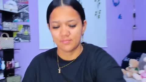 Sara Mendez online show from March 11, 11:15 pm