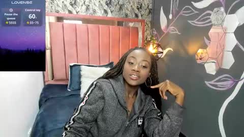 S A R A online show from September 25, 5:53 pm