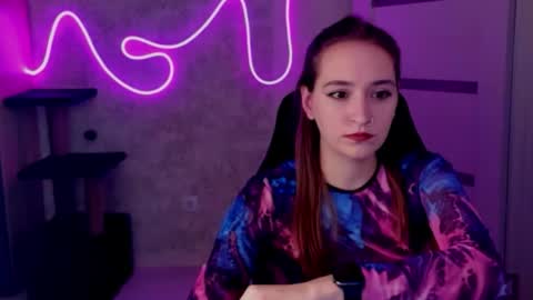 Sara online show from January 11, 8:04 pm