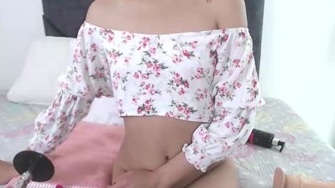 sara  online show from March 10, 7:11 am