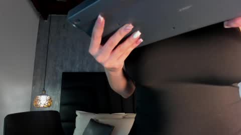 Snapshot of sara_stone17 chatting on February 18, 11:22 am - online show from February 18, 11:22 am
