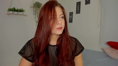 sara_sweett9 online show from December 16, 11:00 pm