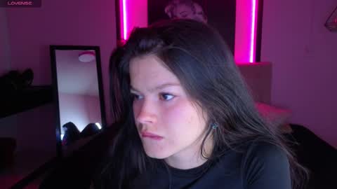 sara_valderrama_ online show from February 12, 12:20 pm