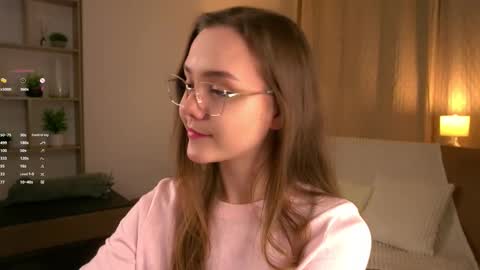 Im Sara  online show from February 15, 6:06 pm