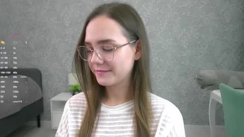 Im Sara  online show from November 17, 7:27 pm