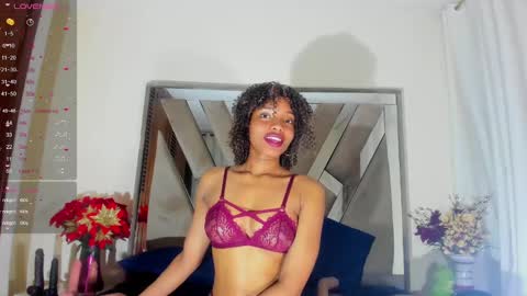 SARA 730 A 200 PM  online show from February 7, 11:55 pm