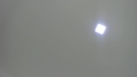 Snapshot of saraa_nix chatting on March 1, 9:51 am sara online show from March 1, 9:51 am