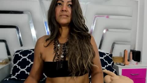 Sara online show from March 7, 2:45 pm