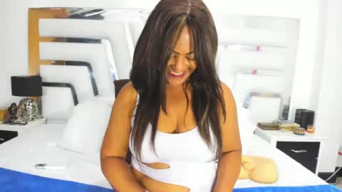 Sara online show from October 9, 4:34 pm