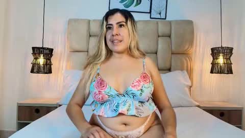 sarablonde_t online show from March 19, 7:41 pm