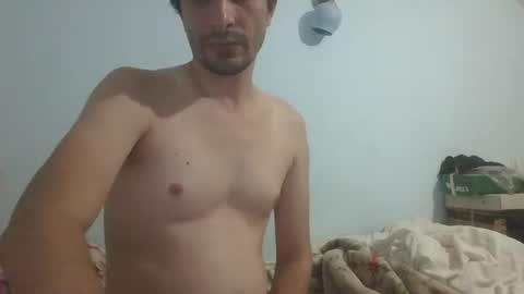 Snapshot of saraclit chatting on December 16, 12:04 am pass kika online show from December 16, 12:04 am