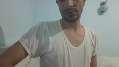 Snapshot of saraclit chatting on January 12, 10:43 pm pass kika online show from January 12, 10:43 pm