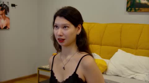 SaraDenars online show from December 4, 6:02 am