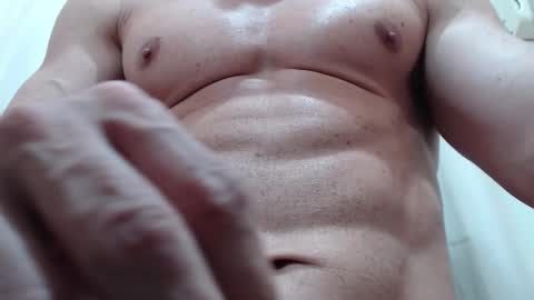 saradorj92 online show from October 11, 12:48 am