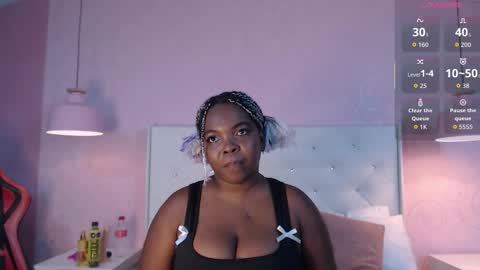 saradunss online show from September 28, 7:56 pm