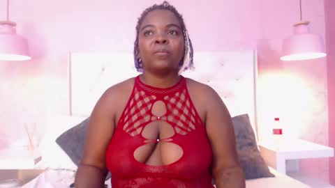 saradunss online show from September 22, 8:13 pm