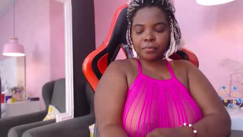 saradunss online show from October 5, 9:00 pm