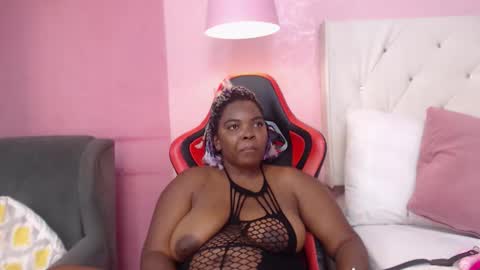 saradunss online show from October 4, 8:50 pm