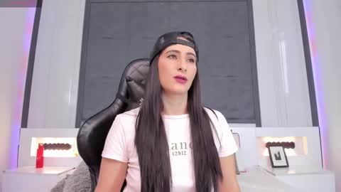  Sara Gomez  online show from February 19, 6:32 pm
