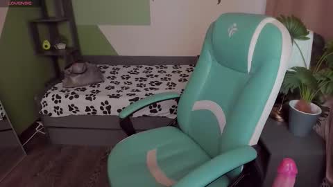 Sarah online show from November 10, 6:16 am