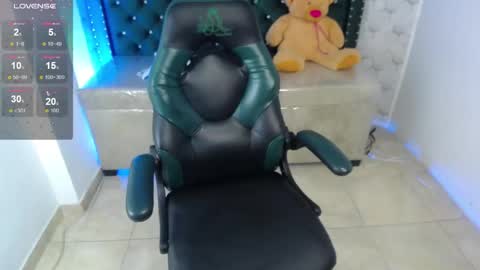 Sara online show from October 4, 2:42 am