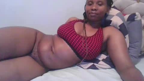 Snapshot of sarah_haggai chatting on September 19, 6:39 am sarah_haggai online show from September 19, 6:39 am