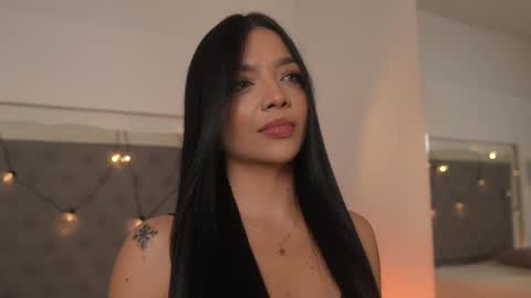       online show from October 7, 8:16 pm