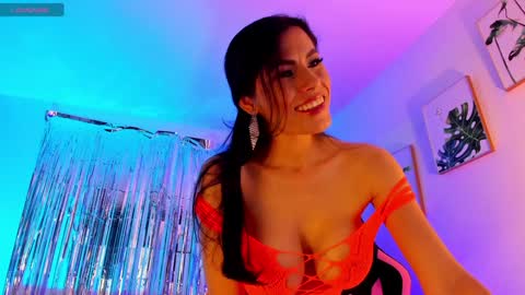 INSTAGRAM...sarah22 p online show from January 15, 1:02 am