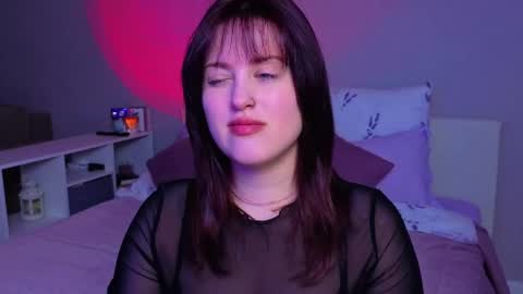 Sarah online show from May 22, 11:33 pm
