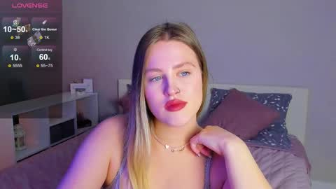 Sarah online show from November 1, 10:25 am