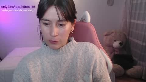 sarahdressler online show from February 2, 3:21 am